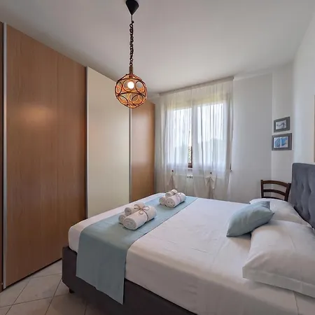 Apartmán -1 Min Dal Mare- Ac Balcone E Garage