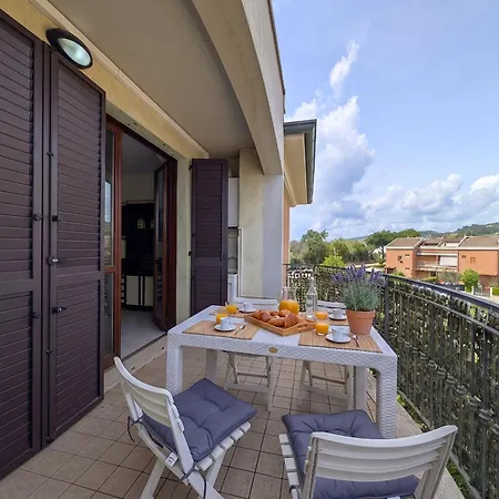 -1 Min Dal Mare- Ac Balcone E Garage Pedaso